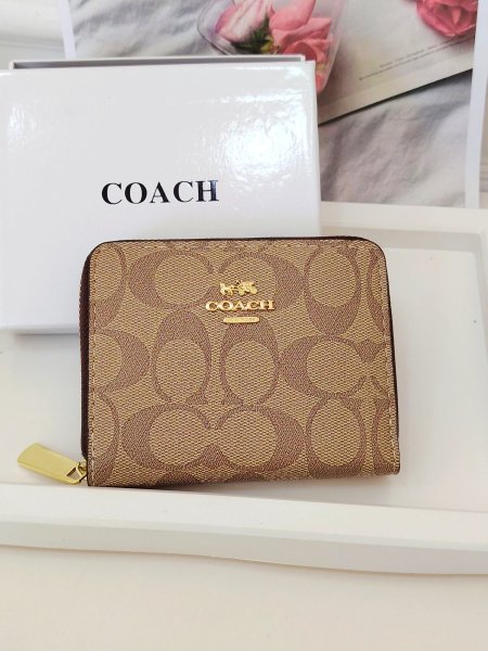 COACH